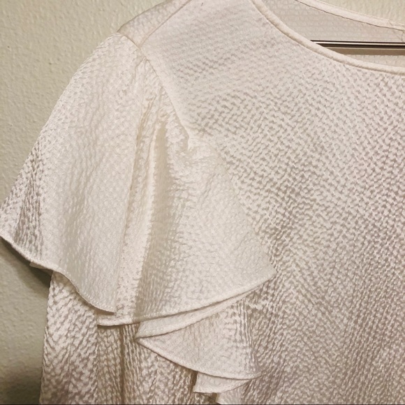 Rebecca Taylor Ivory Silk Blouse NWOT Shoulder Ruffels - Picture 3 of 6